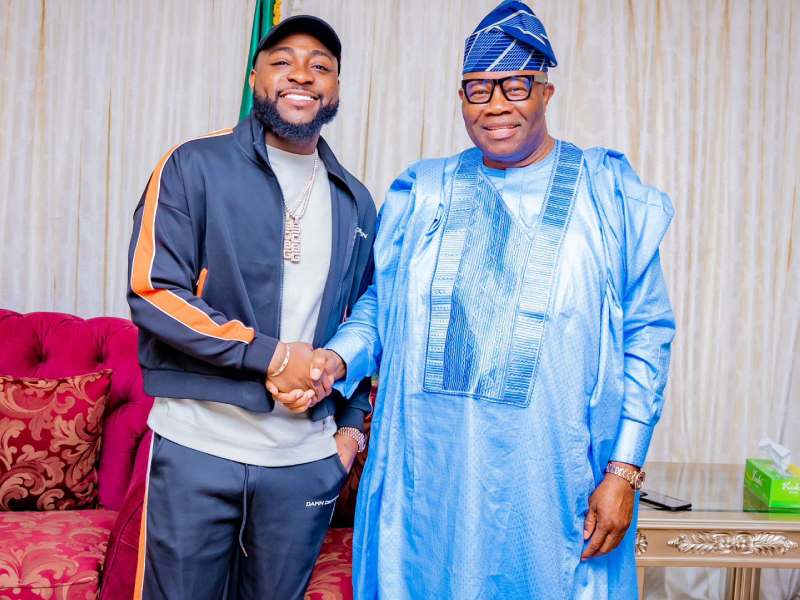 AKPABIO and DAVIDO during the visit.