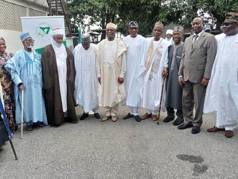 *  National Peace Committee members, (L-R): Former Head of State and Peace Convener, Gen. Abdulsalami Abubakar; Sultan of Sokoto, Alhaji Sa'ad Abubakar 111; Billionaire Industrialist, Alhaji Aliko Dangote; INEC Chairman, Prof Mahmoud Yakubu; Billionaire Businessman, Chief Femi Otedola; former Head of Service of the Federation, Alhaji Yayale Ahmed; Vanguard Newspaper Publisher, Mr Sam Amuka Pemu, among others.