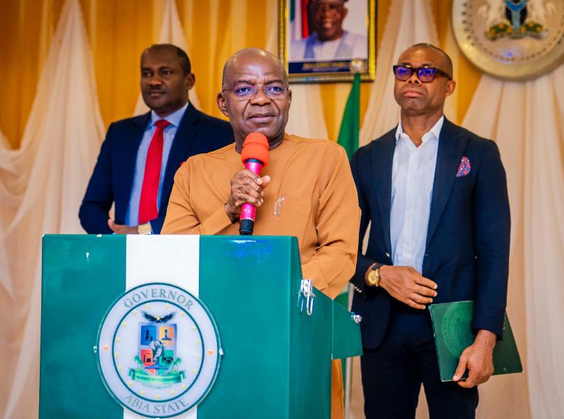 Governor Alex Otti speaking at the dinner in honour of the visiting ANPA members on free medical mission to Abia.