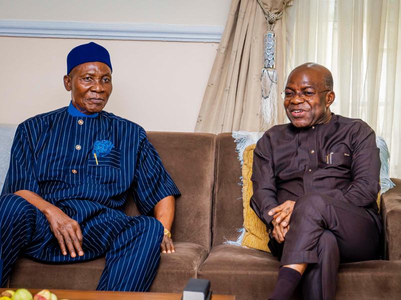 Governor Otti (right) and Prince Apugo (right), when they met.