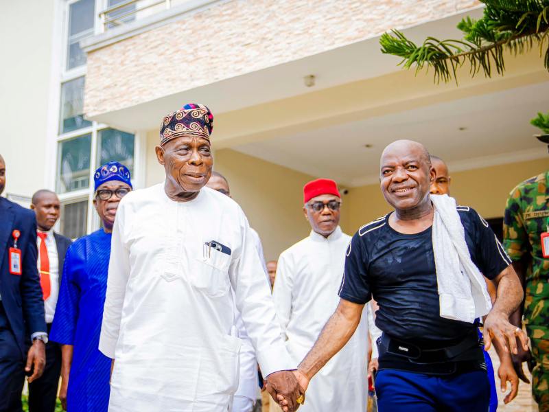 After a gym session, Governor Otti and former President Obasanjo take a tour of the Governor's residence.