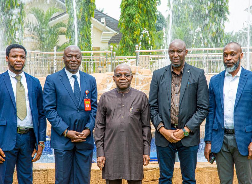 Governor Otti (middle) with the team from InfraCorp. The Governor is flanked on his right by Dr. Angbazo and on the left by the Commissioner for Power and Public Utilities, Engr Ikechukwu Monday.