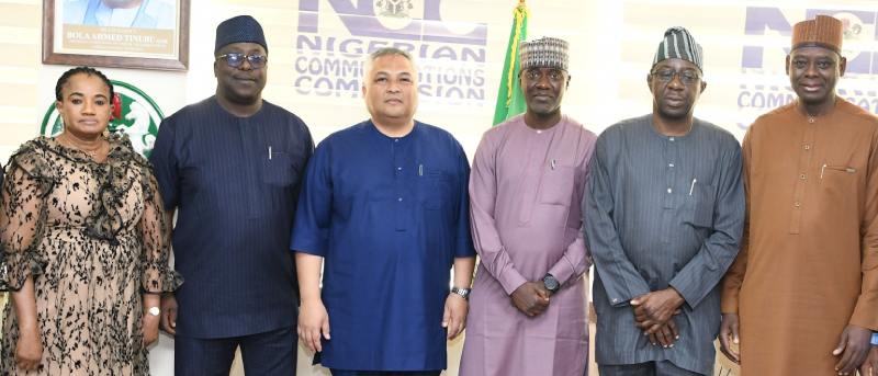  L-R: Director, Legal and Regulatory Services, Nigerian Communications Commission (NCC), Helen Obi; Chief Legal and Regulatory Services, Airtel Network, Shola Adeyemi; Chief Executive Officer, Airtel Network, Carl Cruz; Executive Vice Chairman/Chief Executive Officer, NCC, Dr. Aminu Maida; Executive Commissioner, Stakeholder Management, NCC, Adeleke Adewolu and Director, Policy, Competition and Economic Analysis, Ayuba Shuaibu, during a visit by Airtel Nigeria management to the Commission’s Head Office in Abuja on Wednesday.