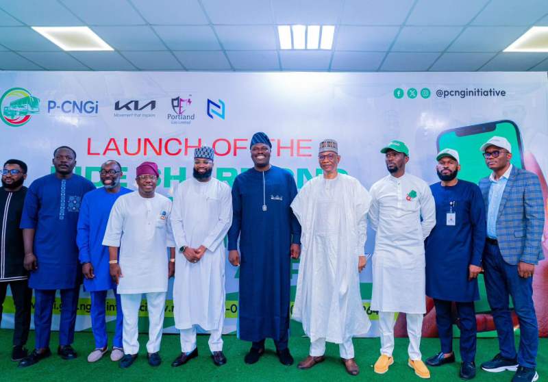  L-R:  Director-General, Federal Radio Corporation of Nigeria (FRCN), Dr Bulama Muhammad; Executive Vice Chairman/CEO of National Agency for Science and Engineering Infrastructure (NASENI), Khalil Suleiman Halilu; CEO of Portland Gas Limited, Mr. Folajimi Mohammed (4th right) and Program Director, Presidential Initiative on Compressed Natural Gas (Pi-CNG). Engr. Michael Oluwagbemi inspecting a CNG vehicle during the launch of PI-CNG’s Ride-Share CNG Conversion Incentive Program and My-CNG App at the NASENI-Portland Conversion Centre, Utako , Abuja, on Friday , August 9, 2024.