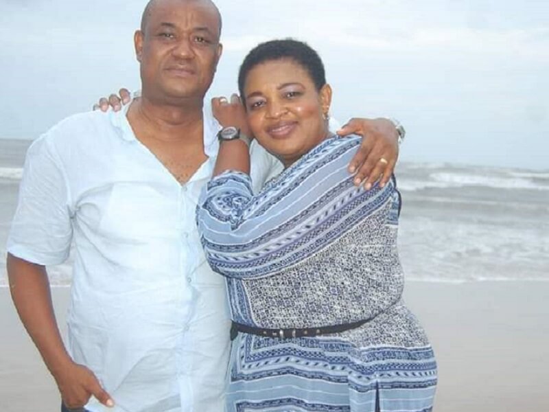 *  Picture of Late Barrister (Mrs) Claret Opara Bassey (L) and her husband, Barr. Sunday Bassey (R): the lady who crashed into a tree with her car while chasing after her husband and his alleged 'side chic' in Calabar.