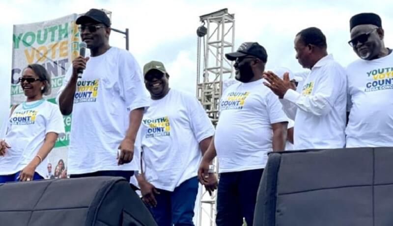 *  Photo: INEC Chairman, Prof Mahmood Yakubu addressing the crowd during the concert.