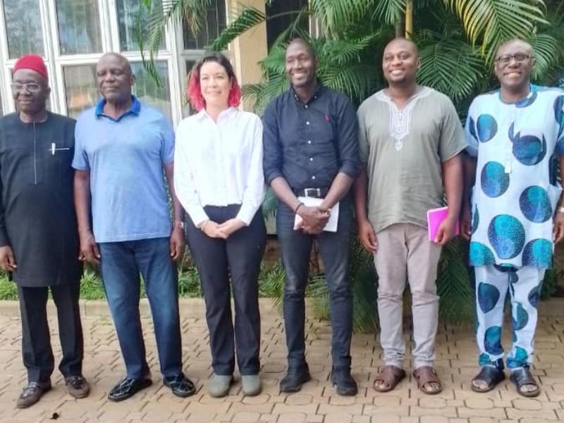 L-R: Professor Barth Nnaji, Chairman of Geometric and Aba Power Limited (2nd left); Hon CDon Adinuba, a Communication Consultant to Geometric Power and former Commissioner for Information and Public Enlightenment in Anambra State (extreme right) and some members of the Doctors Without Borders, during their visit to Prof Nnaji in Enugu.