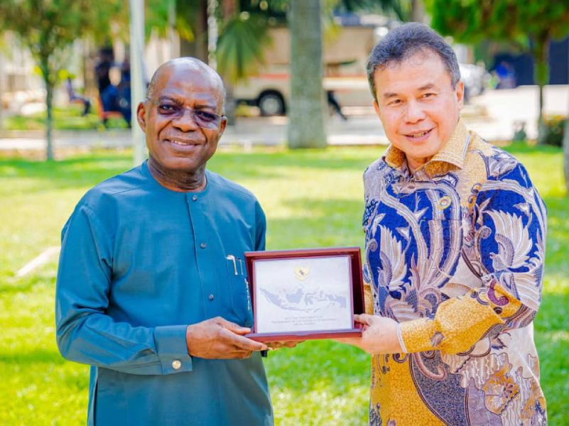 Ambassador of the Republic of Indonesia to Nigeria, Dr. Usra Hendra Harahap makes a presentation to Governor Alex Otti.