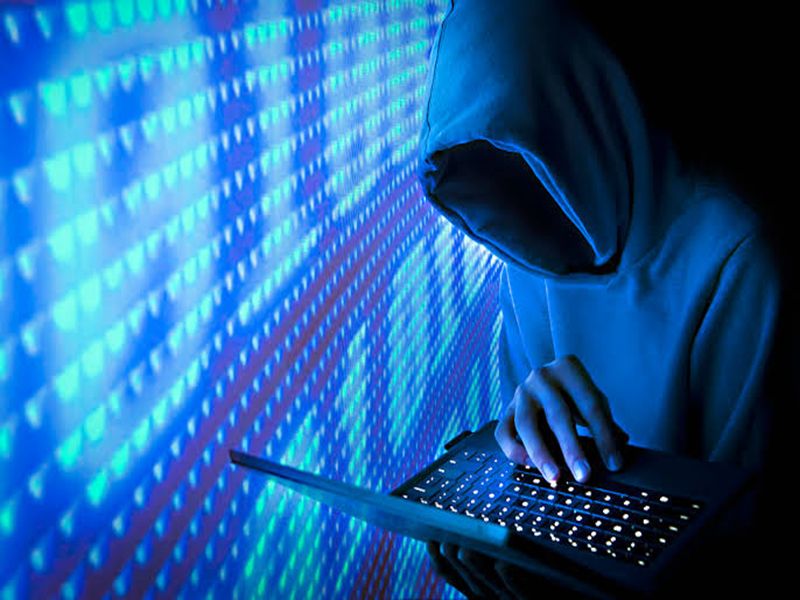 Internet Fraud: YAHOO BOYS BAG THREE MONTHS COMMUNITY SERVICE 