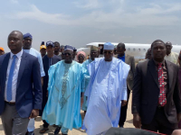 *  Atiku Abubakar on his arrival at Minna Airport