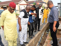 Engr. Otti and his team on inspection tour of the Pepples Road, Aba.